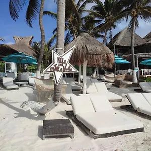 Szálloda Estrellas - Located At The Party Zone Tulum