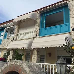 Sari Kosk Butik Otel Alaçatı